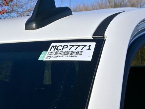 Used 2023 Chevrolet Silverado 1500 LT image 31