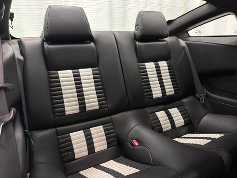 Used 2013 Ford Mustang Shelby GT500 RWD image 19
