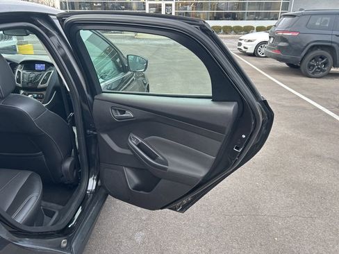 Used 2012 Ford Focus SEL image 19