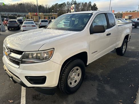 Used 2016 Chevrolet Colorado W/T image 4