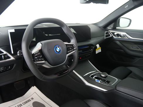 New 2026 BMW i4 eDrive40 image 13