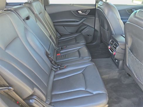 Used 2019 Audi Q7 3.0T Premium Plus w/ Premium Plus Package image 13