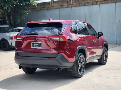 Used 2025 Toyota RAV4 LE FWD image 8