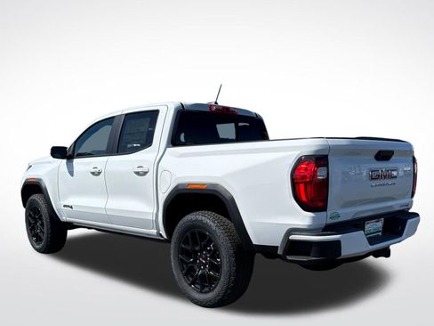 New 2026 GMC Canyon AT4 AWD/4WD image 6