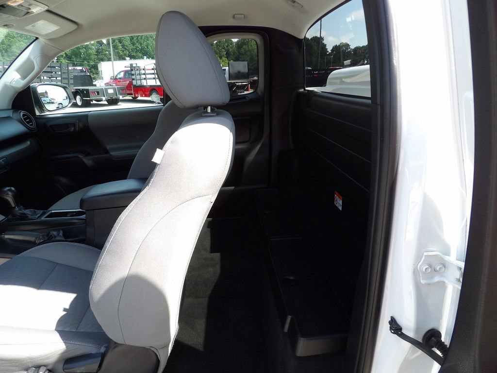 Used 2020 Toyota Tacoma SR RWD image 28