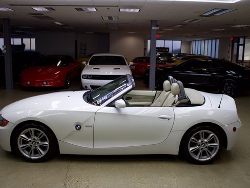 Used 2003 BMW Z4 3.0i image 28