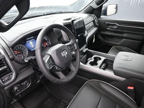 New 2026 RAM 1500 Laramie w/ Sport Appearance Package AWD/4WD image 19