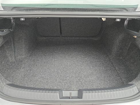 Used 2025 Volkswagen Jetta S image 12