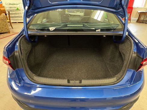 Used 2024 Volkswagen Jetta SE FWD image 25