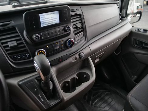 Used 2020 Ford Transit 250 Medium Roof AWD w/ Load Area Protection Package image 18