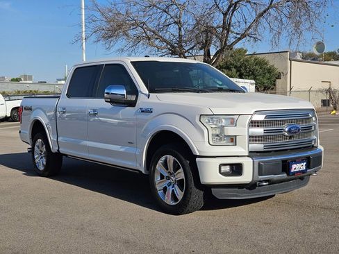 Used 2016 Ford F150 Platinum w/ Equipment Group 701A Luxury image 3