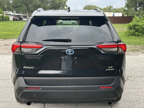 Used 2019 Toyota RAV4 LE AWD/4WD image 13