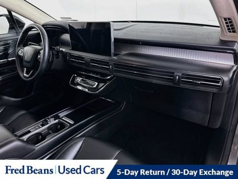 Certified 2024 Lincoln Corsair AWD image 36