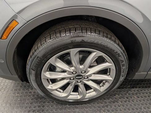 Certified 2022 Lincoln Corsair AWD w/ Premium Package image 9