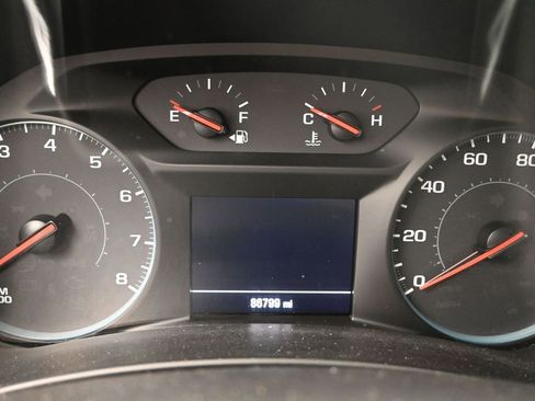 Used 2018 Chevrolet Equinox LS image 10