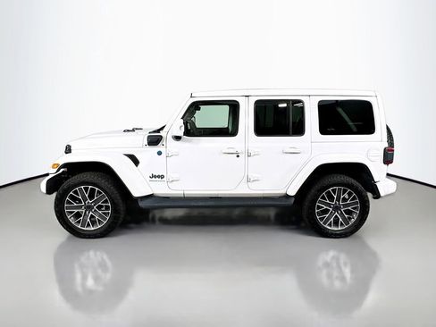 Used 2024 Jeep Wrangler High Altitude AWD/4WD image 8