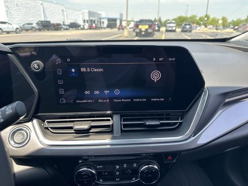New 2025 Chevrolet Trax ACTIV w/ Driver Confidence Package image 15