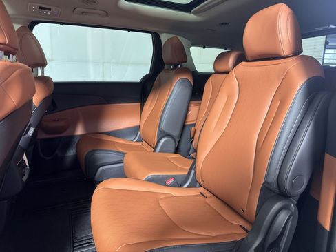 New 2026 Kia Carnival SX FWD image 25