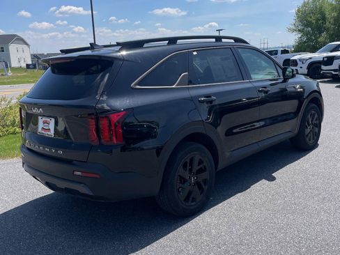 Used 2022 Kia Sorento S AWD/4WD image 4