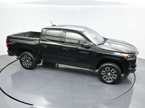 Used 2023 Chevrolet Colorado Z71 w/ Z71 Convenience Package 2 image 36