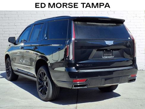 Used 2023 Cadillac Escalade Sport Platinum w/ LPO, ONYX Package image 3