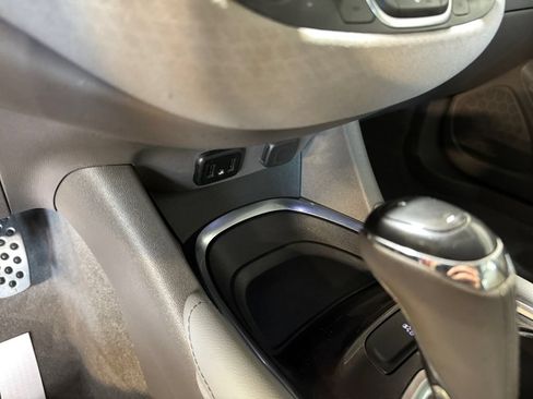 Used 2016 Chevrolet Malibu LT FWD image 30