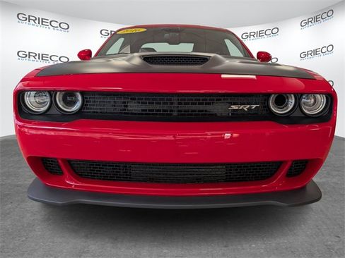 Used 2016 Dodge Challenger SRT Hellcat image 2