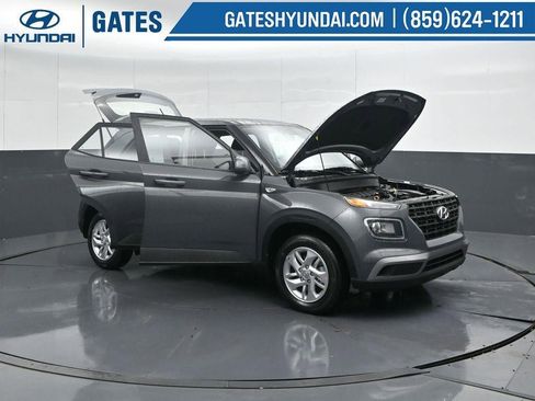 New 2026 Hyundai Venue SE image 58