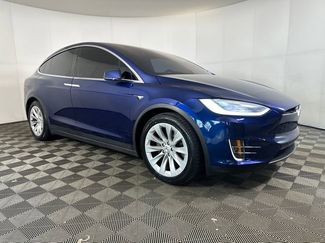 Used 2018 Tesla Model X 100D video 2