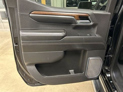 Used 2023 Chevrolet Silverado 1500 High Country w/ LPO, Dark Essentials Package image 31
