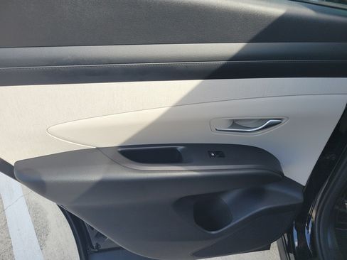 Used 2026 Hyundai Tucson SEL FWD image 12