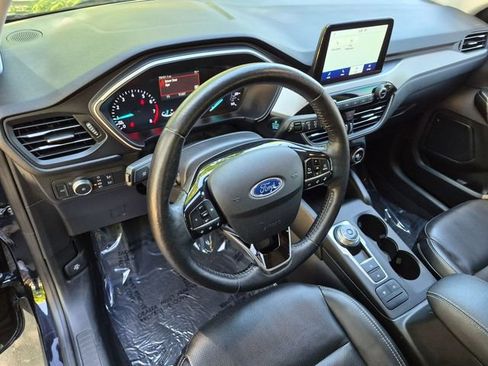 Used 2021 Ford Escape SEL FWD image 11
