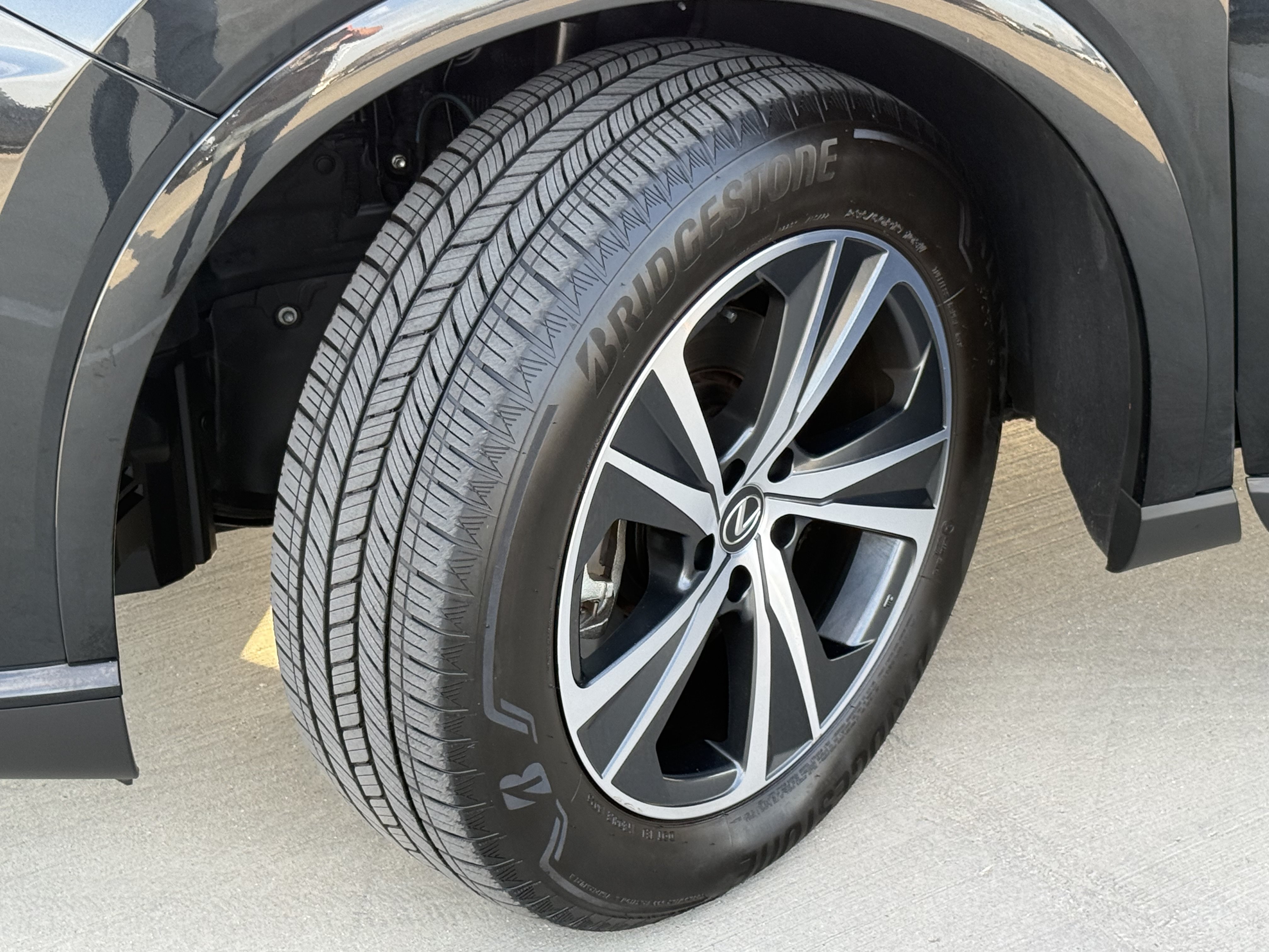 Certified 2025 Lexus RX 350 Premium FWD image 16