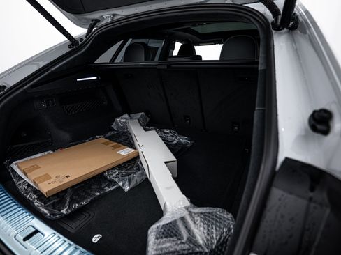 New 2026 Audi SQ8 Prestige image 19