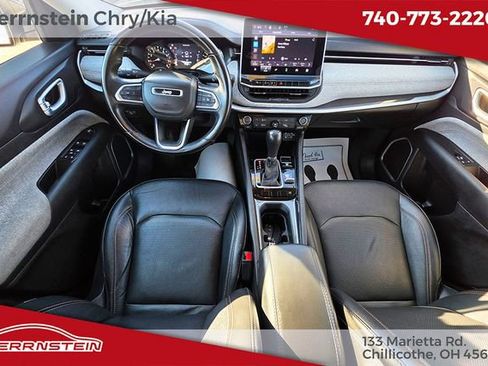 Used 2022 Jeep Compass Latitude AWD/4WD image 12