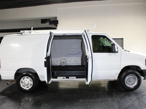 Used 2009 Ford E-150 and Econoline 150 RWD image 20