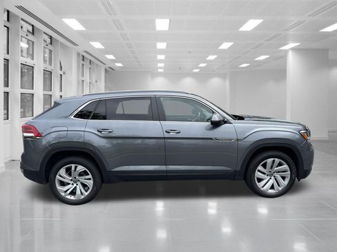 Used 2020 Volkswagen Atlas Cross Sport SEL AWD/4WD image 4