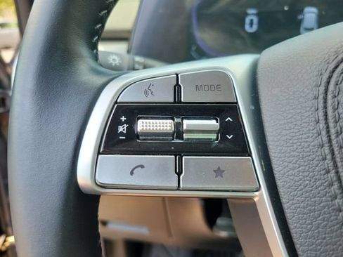 Used 2025 Kia Telluride LX FWD image 29