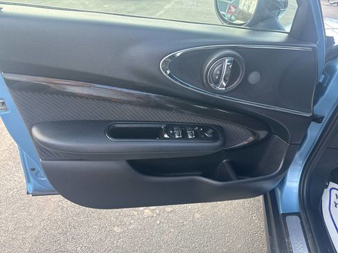 Used 2017 MINI Cooper Clubman S image 11