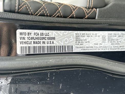 Certified 2024 Jeep Grand Cherokee Summit w/ Adv Protech Group IV image 33