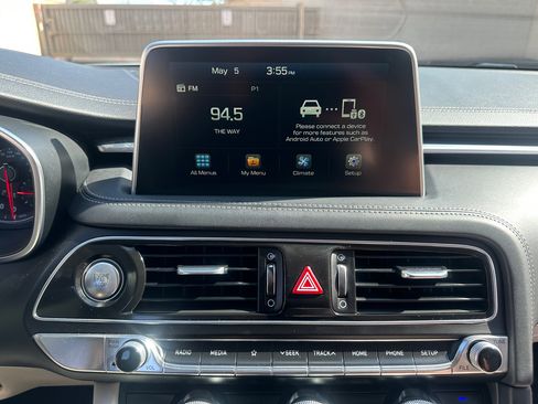 Used 2019 Genesis G70 2.0T Sport image 37