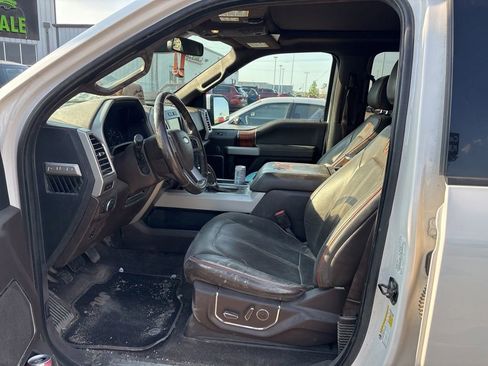 Used 2015 Ford F150 King Ranch w/ Equipment Group 601A Luxury AWD/4WD image 11