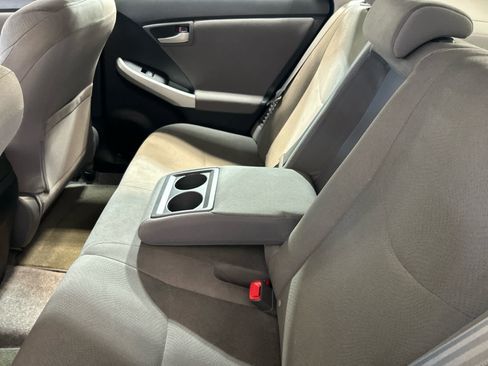 Used 2012 Toyota Prius Two FWD image 5