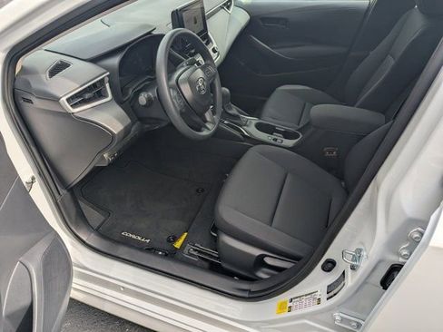 Used 2026 Toyota Corolla LE image 9