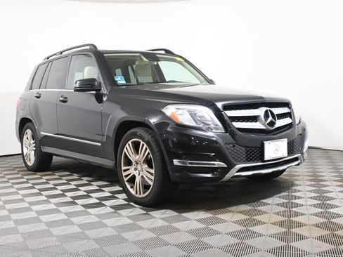 Used 2015 Mercedes-Benz GLK 350 4MATIC image 9
