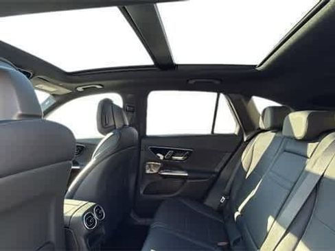 Certified 2025 Mercedes-Benz GLC 300 GLC 300 image 5