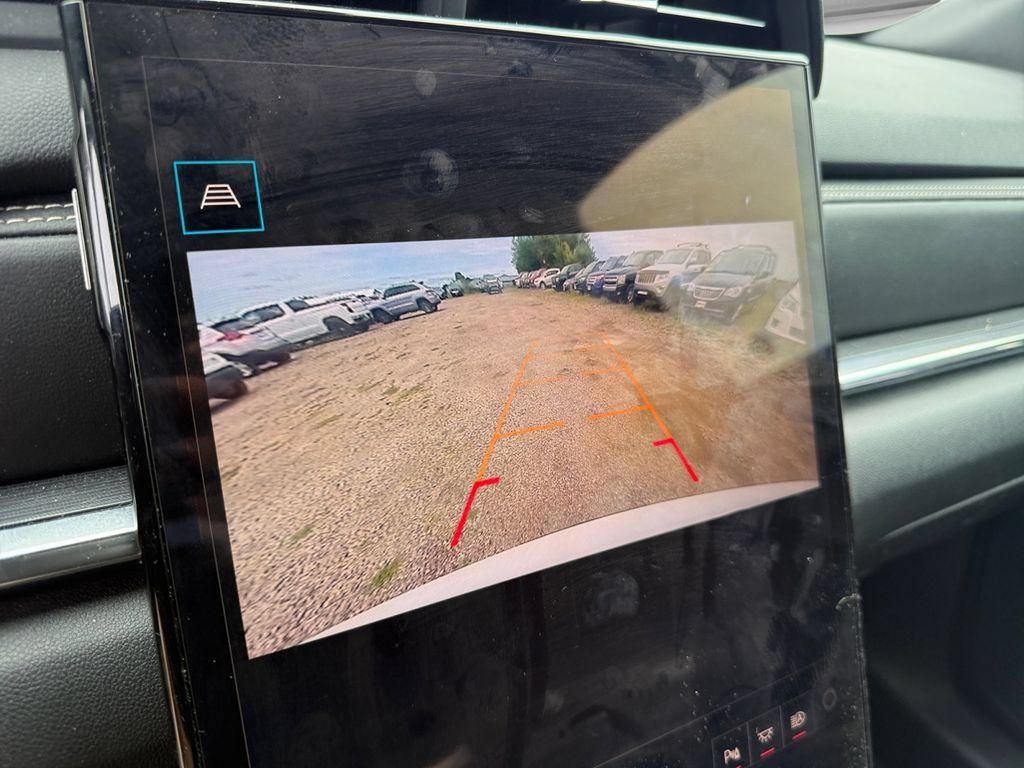 Used 2025 GMC Terrain Elevation AWD/4WD image 28