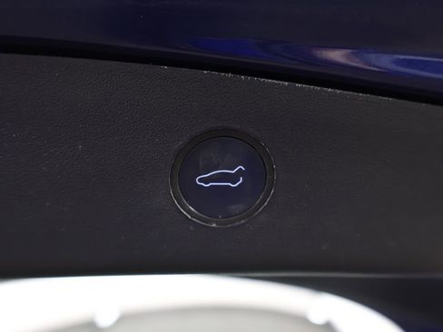 Used 2022 Tesla Model 3 Long Range AWD/4WD image 21