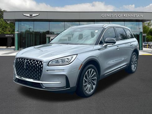 Used 2023 Lincoln Corsair Reserve w/ Equipment Group 201A FWD image 3