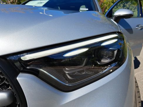 Used 2026 Mercedes-Benz GLC 300 4MATIC image 33